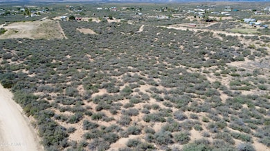 7650 W Stevenage Ln, Kirkland, AZ 86332 - photo 6