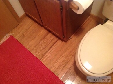 ML BATH FLOOR