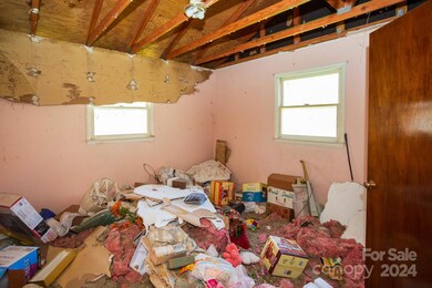 232 Kimberly Ann Dr, Hendersonville, NC 28792 - photo 3