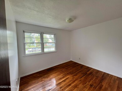 1110 River St, Jacksonville, NC 28540 - photo 5