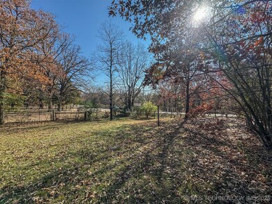 472665 E 780 Rd, Stilwell, OK 74960 - photo 5