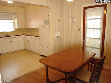 1991 E 221st St, Euclid, OH 44117 - photo 3