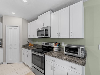 370 Argyll Dr, Spring Hill, FL 34609 - photo 6