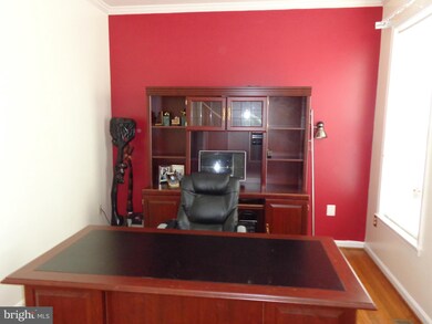 14516 Dolbrook Ln, Bowie, MD 20721 - photo 3