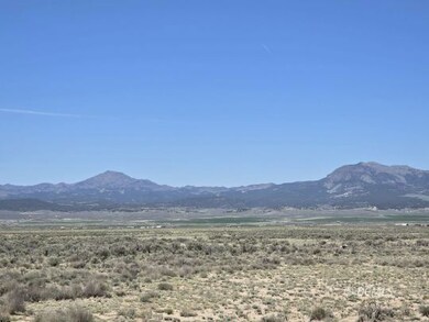 Spanning Mountain Views