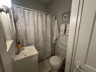 189 S Main St unit 4, Rochester, NH 03867 - photo 5