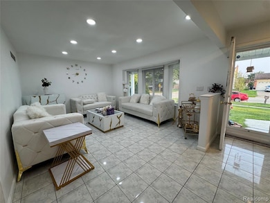 3131 Elmcrest Rd, Sterling Heights, MI 48310 - photo 6