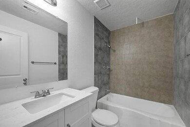 64 Burbank St unit 1, Houston, TX 77076 - photo 4