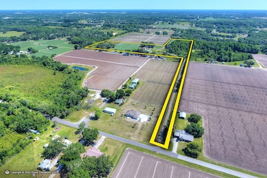 5625 Stafford Rd, Plant City, FL 33565 - photo 2