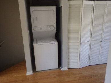 2306 E 71st St unit B, Chicago, IL 60649 - photo 6