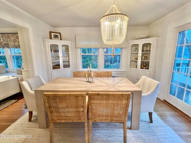 64 Benjamin St, Old Greenwich, CT 06870 - photo 5