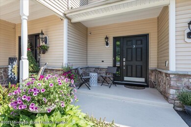 08-100PineSt50008