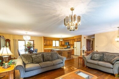 312 Mohawk Dr, Westport, MA 02790 - photo 3