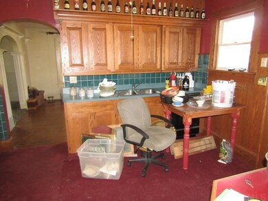 218 N Fisher St, Wabash, IN 46992 - photo 7