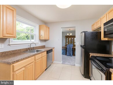 316 Catawba Dr, Swedesboro, NJ 08085 - photo 6