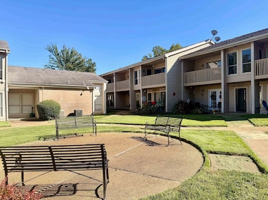 6747 Quail Hollow Ct unit 2, Memphis, TN 38120 - photo 6