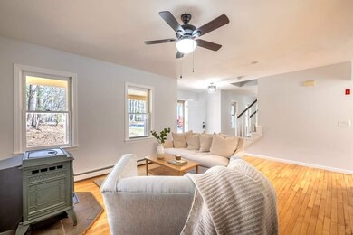 60 Marilyn Park Dr, Hampstead, NH 03841 - photo 4