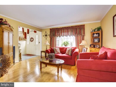 8 Amherst Dr, Burlington, NJ 08016 - photo 3