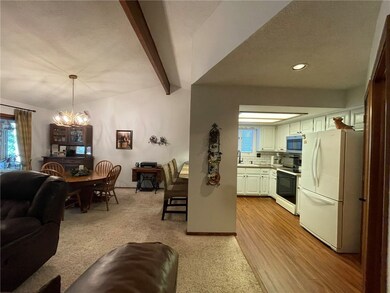 12 Cheddar Cir, Bella Vista, AR 72715 - photo 4