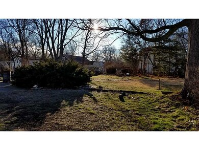 80 Fenton Ave, Attleboro, MA 02703 - photo 3