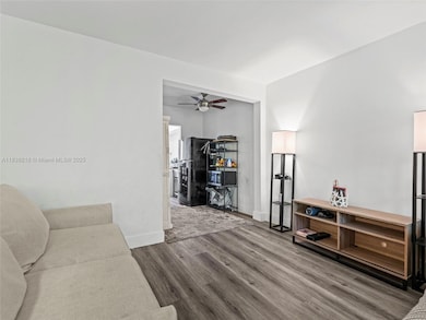 1060 Pennsylvania Ave unit 4, Miami Beach, FL 33139 - photo 4