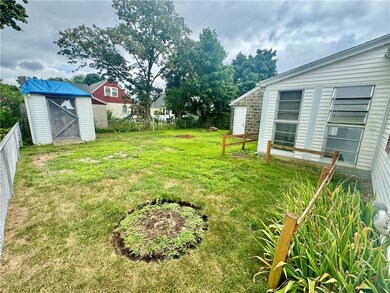 76 Rosemere Rd, Pawtucket, RI 02861 - photo 7