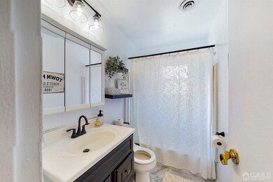 197 Evergreen Rd unit 6B, Edison, NJ 08837 - photo 3