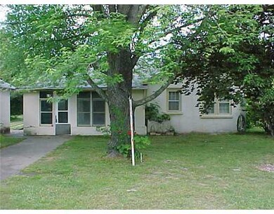 302 S Dixieland Rd, Rogers, AR 72758 - photo 3