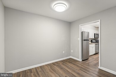 10724 West Dr unit 204, Fairfax, VA 22030 - photo 5