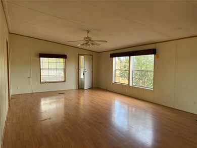 461 Lange Way, Rhome, TX 76078 - photo 5