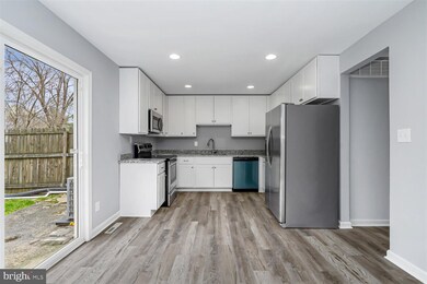 1478 Harford Square Dr, Edgewood, MD 21040 - photo 7