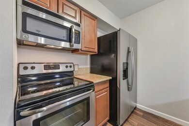 Crisp and functional with  built-in stove and ampl