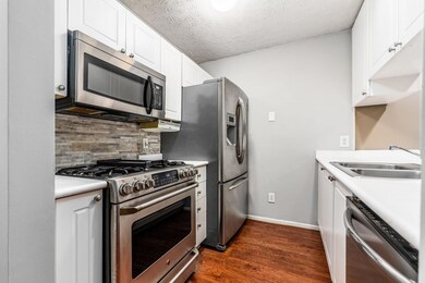 015_14fc_P 4652 Parrau Dr-029