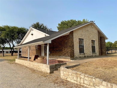 2040 Leatherwood Ln, Denton, TX 76210 - photo 2