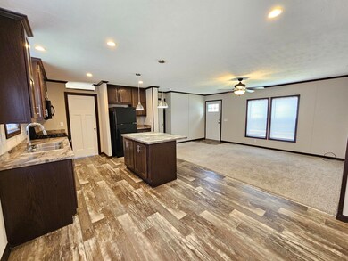 46000 Geddes Rd unit 522, Canton, MI 48188 - photo 3