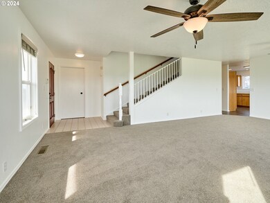 12795 Beck Rd, Dallas, OR 97338 - photo 6