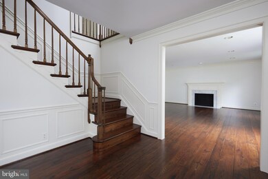 1 Windsor View Ct, Potomac, MD 20854 - photo 4