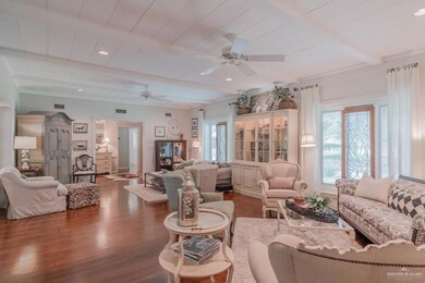 101 Southgate Blvd, Weslaco, TX 78596 - photo 4