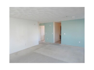 37 Redwing St unit 3, Providence, RI 02907 - photo 3