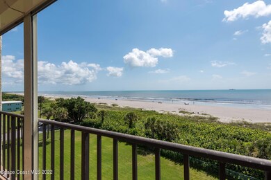 545 Garfield Ave unit 504, Cocoa Beach, FL 32931 - photo 2