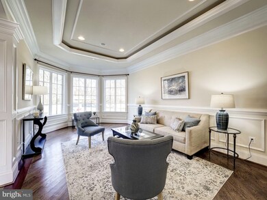 8560 Horseshoe Ln, Potomac, MD 20854 - photo 6