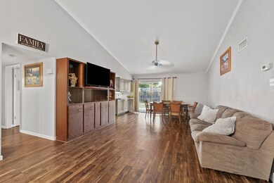 421 Woodmere Dr, Garland, TX 75043 - photo 4