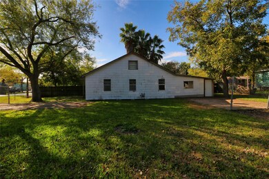 14319 Brownsville St, Houston, TX 77015 - photo 6