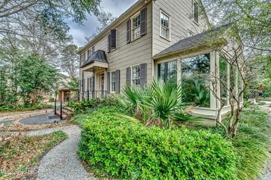 1704 Howard St-5