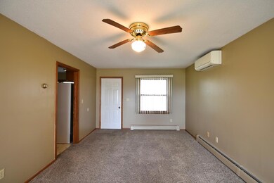 536 3rd Ave S, Wanamingo, MN 55983 - photo 6