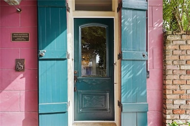 621 Mandeville St, New Orleans, LA 70117 - photo 3