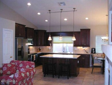 KITCHEN ISLAND