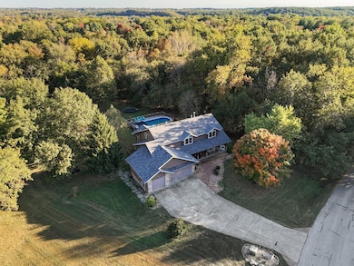 3502 N Bobolink Dr-1