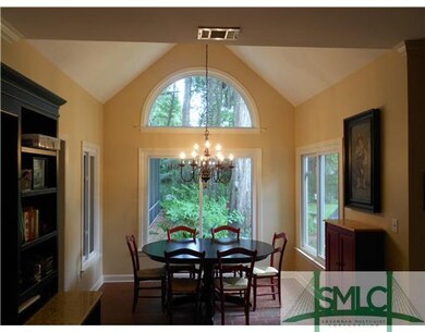 Dining Room. VIEW OF THE BREAKFAST AREA WITH VAULT