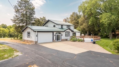 7-Exterior_34100 Sunset Dr